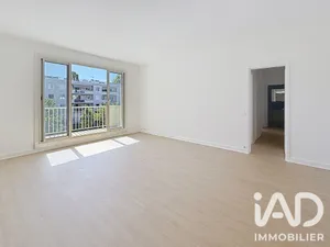 Apartment in Vaucresson (92420)