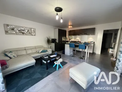 Apartment in Chessy (77700)