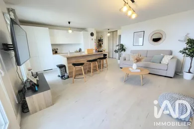 Apartment in Cannes (06150)