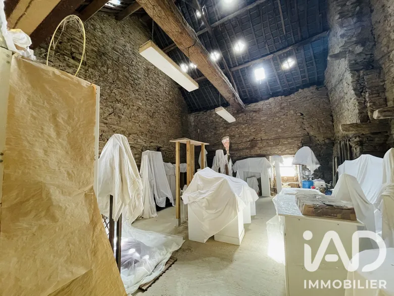 Maison 4 pièces 215 m² · à Loyat · 215 m² · 65 000 €