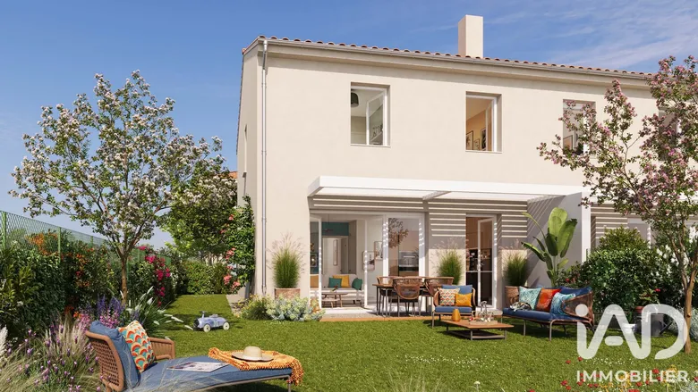Maison 4 pièces 85 m² · à Saint-Martin-de-Crau · 85 m² · 310 000 €