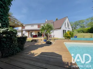 Maison d'architecte à Lésigny (77150)