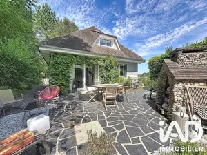 House in Petit-Caux (76370)