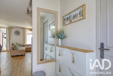 House in Saint-Thibault-des-Vignes (77400)