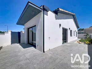 House in Bassan (34290)