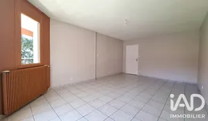 Apartment in Dax (40100)