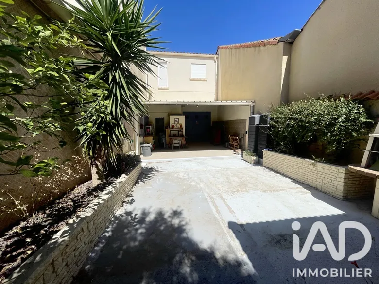 Appartement 4 pièces 102 m² · à Lézignan-Corbières · 102,3 m² · 174 000 €