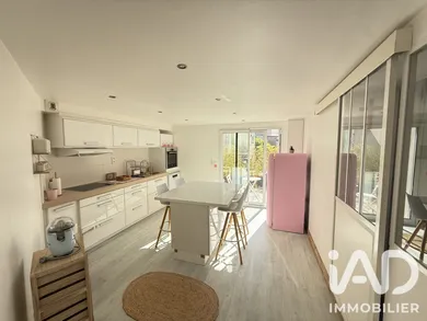 Maison à Versailles (78000)