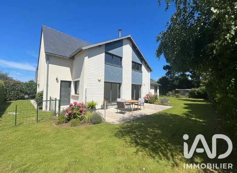 Maison 5 pièces 158 m² · à Saint-Coulomb · 158 m² · 566 500 €