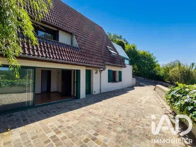 Maison de campagne à Montreuil (28500)