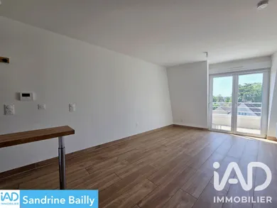 Appartement à Sainte-Geneviève-des-Bois (91700)