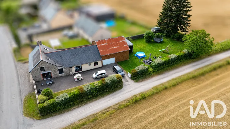 Maison 8 pièces 153 m² · à Taillis · 153,4 m² · 254 000 €