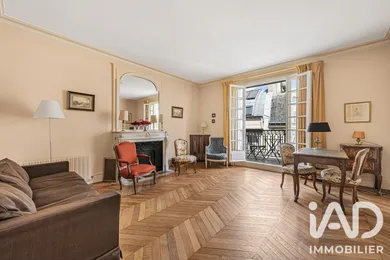 Appartement à Paris (75007)