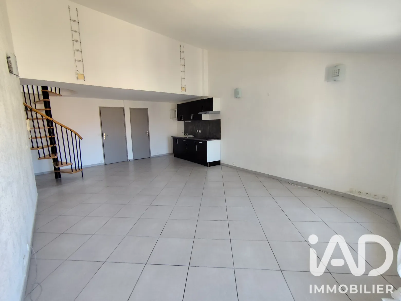 Vente immeuble 130 m² à Salses-le-Château (66600) - 2068733 — 2