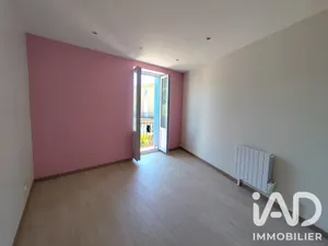 Apartment in Aveze (30120)