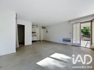 Appartement à Noisy-le-Grand (93160)