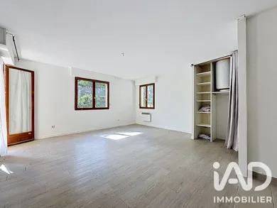 Appartement à Noisy-le-Grand (93160)