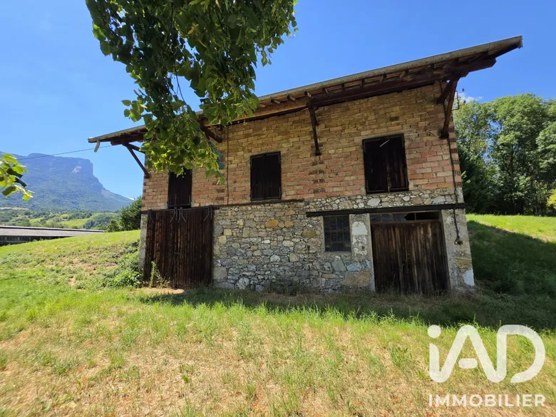Maison 1 pièce 100 m² · à Porte-de-Savoie · 100 m² · 195 000 €