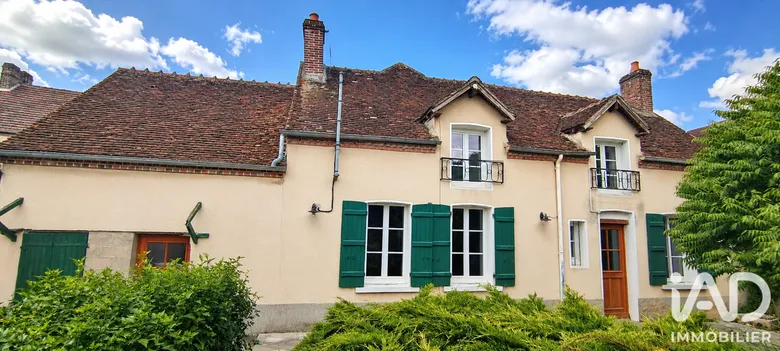 Maison 7 pièces 141 m² · à Poilly-sur-Tholon · 140,6 m² · 179 000 €