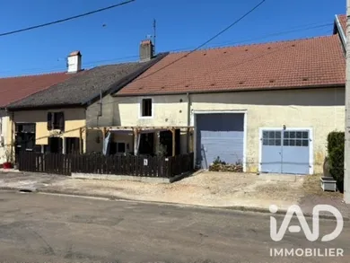 House in Pressigny (52500)