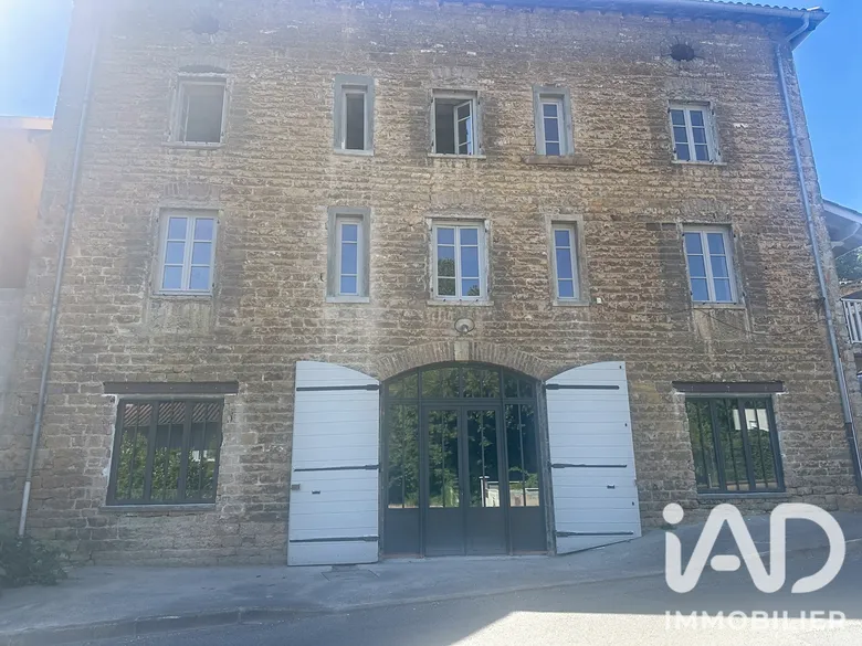 Appartement 3 pièces 95 m² · à Poleymieux-au-Mont-d'Or · 95,4 m² · 190 000 €