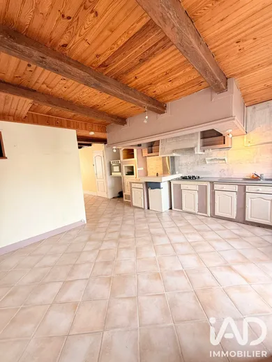 Traditional house in Nogent (52800)