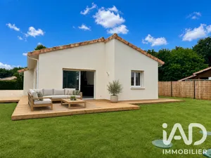 Maison traditionnelle à Salles (33770)