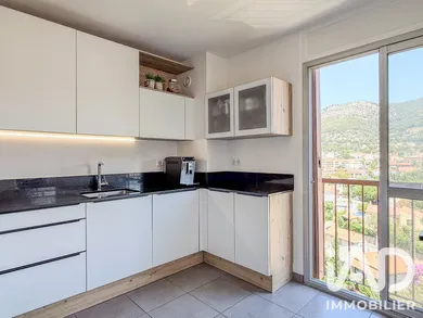 Appartement à Toulon (83000)
