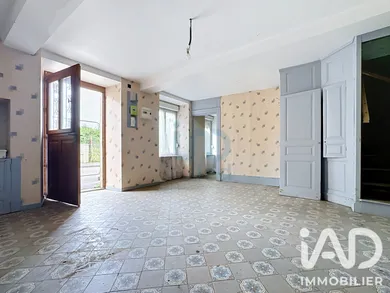 Village house in Poix-Terron (08430)