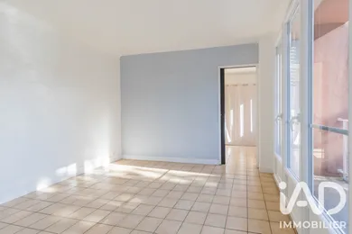 Apartment in Viry-Châtillon (91170)