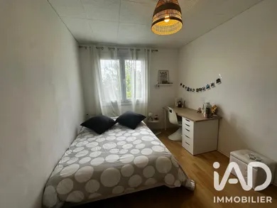 Appartement à Clermont-Ferrand (63100)