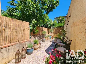 Apartment in Arles (13200)
