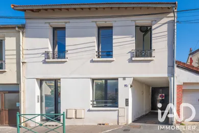 Immeuble à Colombes (92700)