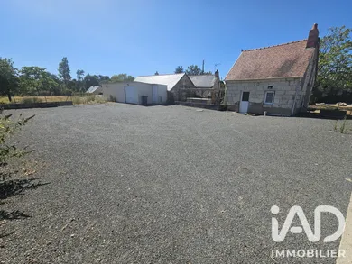 Building plot in La Breille-les-Pins (49390)