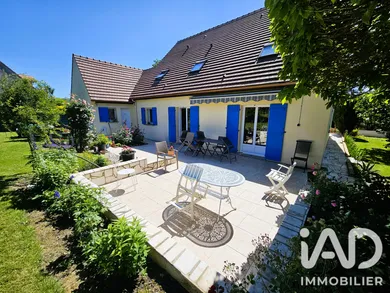 Detached house in Mont-Saint-Père (02400)