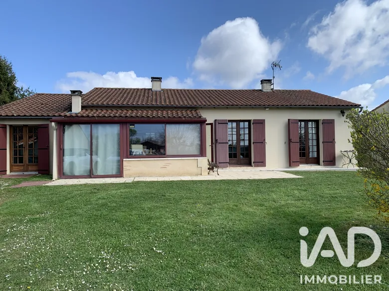 Maison 5 pièces 104 m² · à Mouleydier · 104 m² · 175 000 €