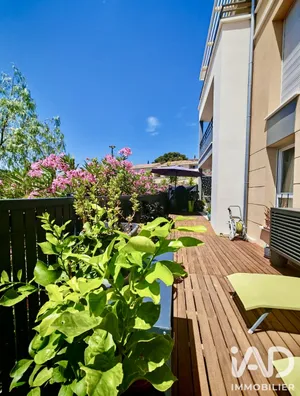 Apartment in Ollioules (83190)