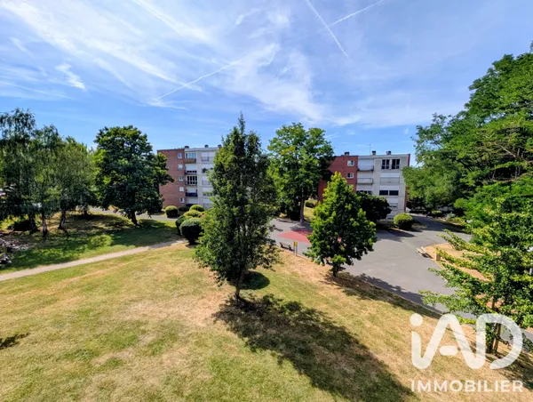 Appartement à Écouen (95440) photo 2