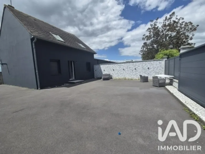 Maison 5 pièces 104 m² · à Saint-Memmie · 104 m² · 245 000 €