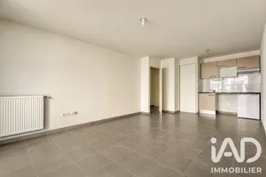 Apartment in Cornebarrieu (31700)