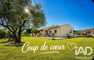 Detached house in Séguret (84110)