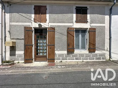 Maison à Saint-Pierre-La-Noue (17700)