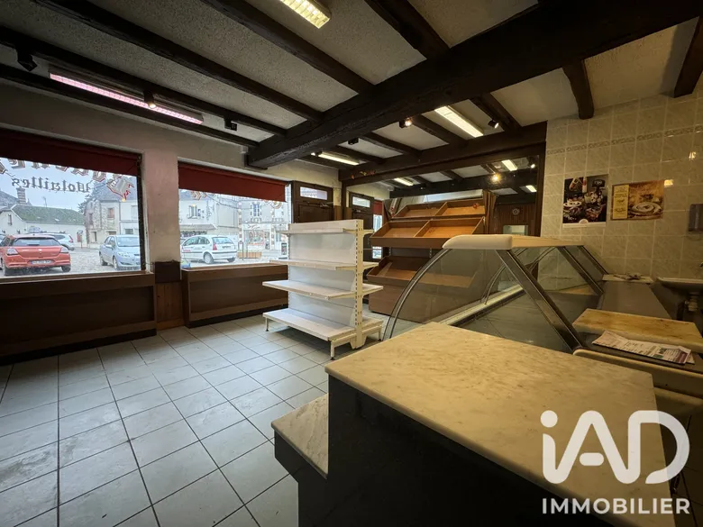 Immeuble 70 m² · à Dangeau · 70 m² · 91 000 €