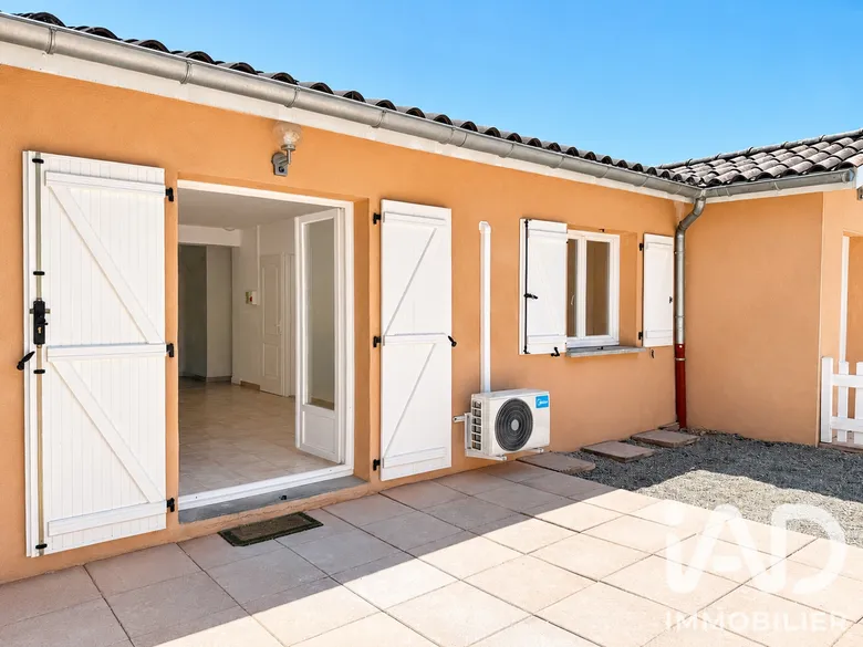 Appartement 3 pièces 78 m² · à Saint-Genis-Laval · 77,6 m² · 305 900 €