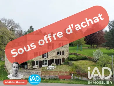 Farm in Usson-en-Forez (42550)