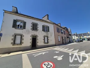 Immeuble à Sizun (29450)