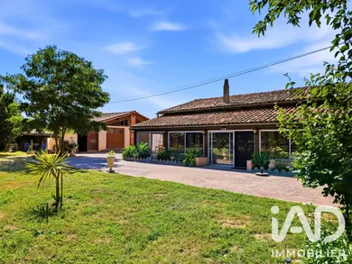 Architectural house in Auterive (31190)