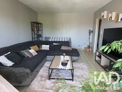Apartment in Saint-Estève (66240)