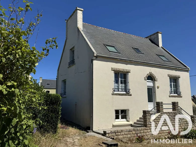 Maison 6 pièces 139 m² · à Plouhinec · 139,4 m² · 249 900 €