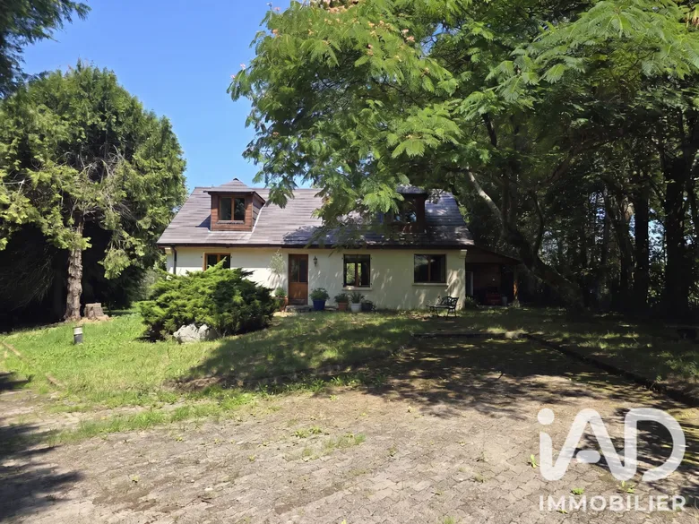 Maison 5 pièces 146 m² · à Bagnères-de-Bigorre · 146 m² · 330 000 €